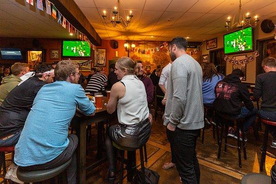 Bealey's Speights Ale House